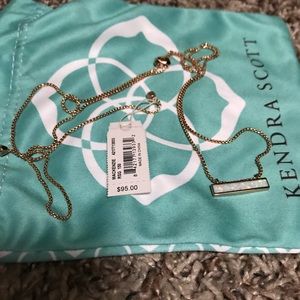 Kendra Scott sliding bar necklace